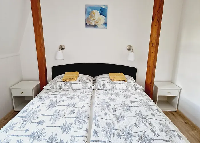 Balaton Apartman Fuered